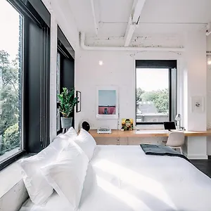 The Annex 3*, Toronto Canada