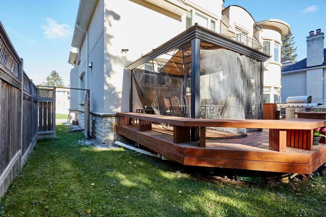 Elegant Apartment With Sauna 0*, Toronto Canada